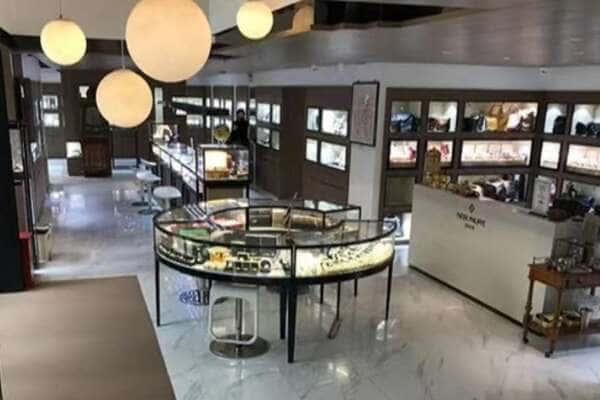 天津滨海新区佳哥鉴酒商行